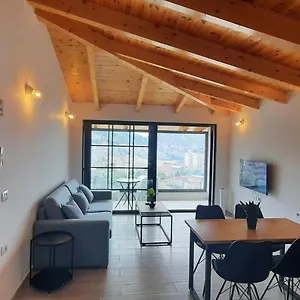  Apartment Mbyllur Albanien